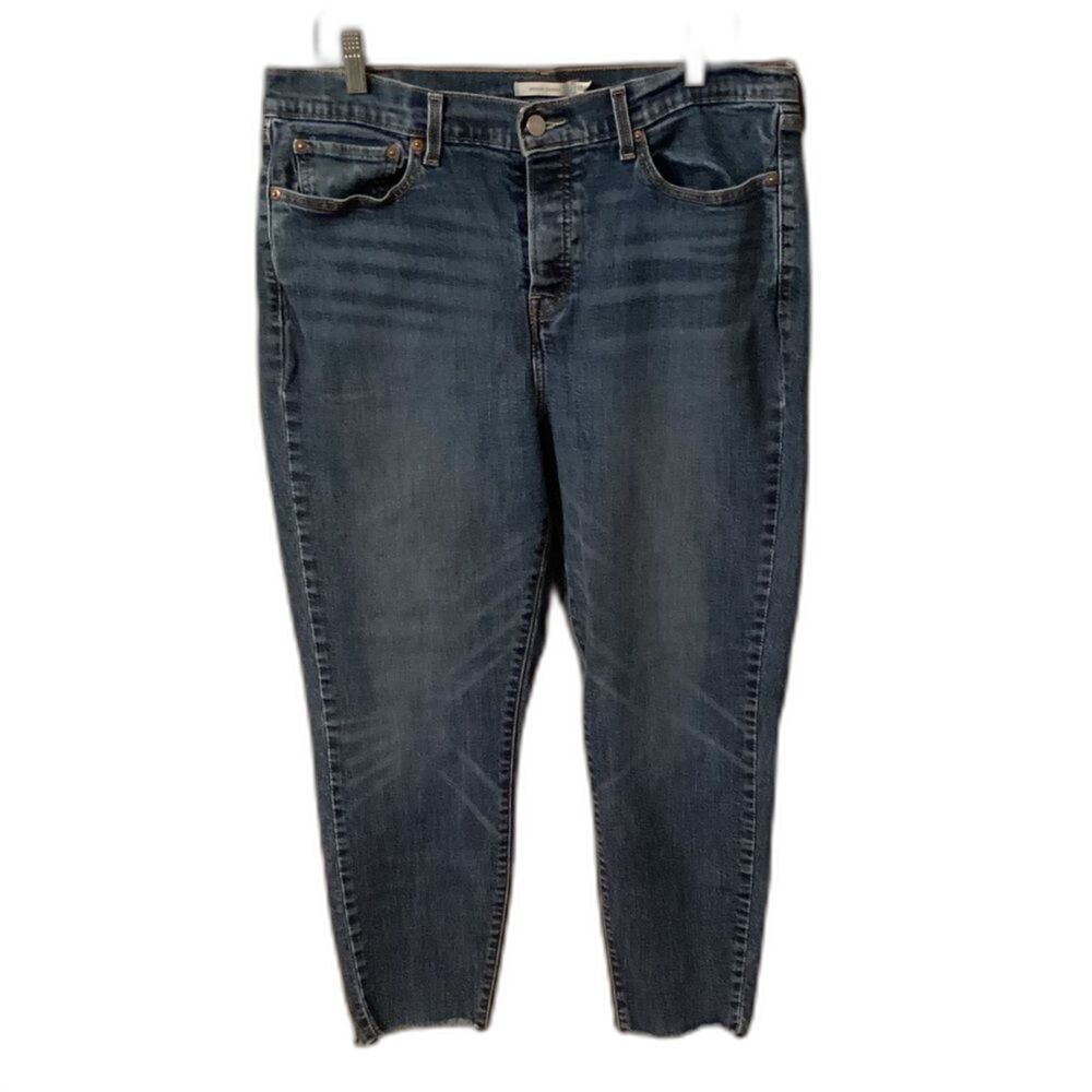 LEVI'S SIZE 18W WEDGIE BUTTON FLY BLUE JEANS